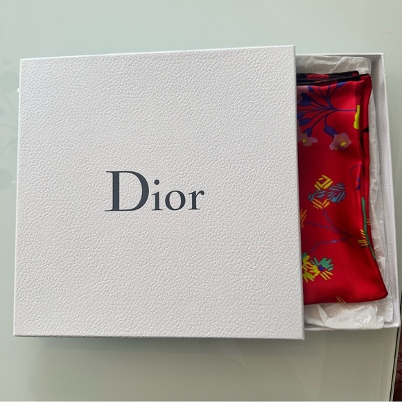 Christian Dior 100% Silk Red Floral Scarf - Picture 5 of 5